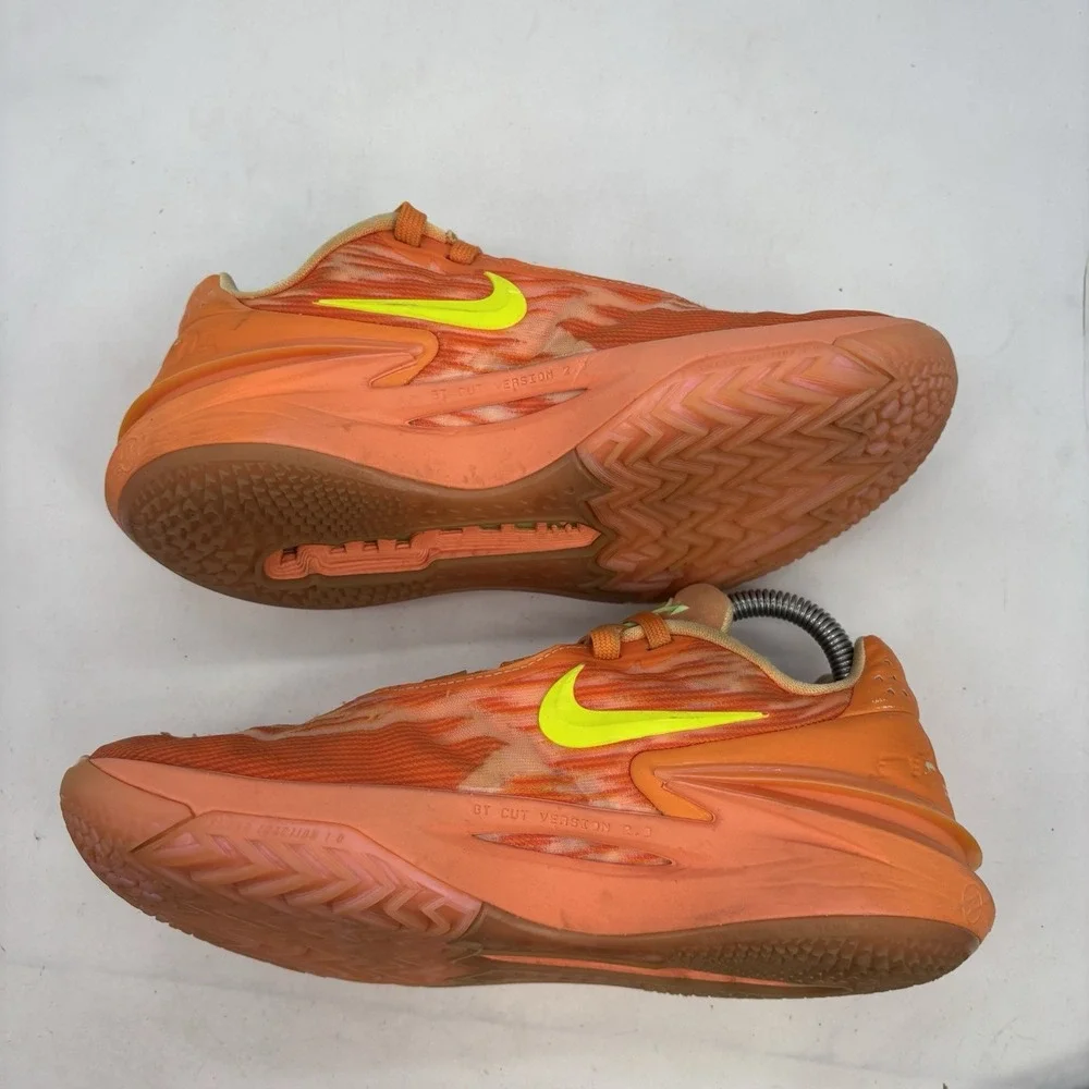Nike Arike Ogunbowale x Air Zoom GT Cut 2 Shoes Womens 8 Orange